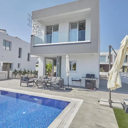 Pearl Ekaterina Villa