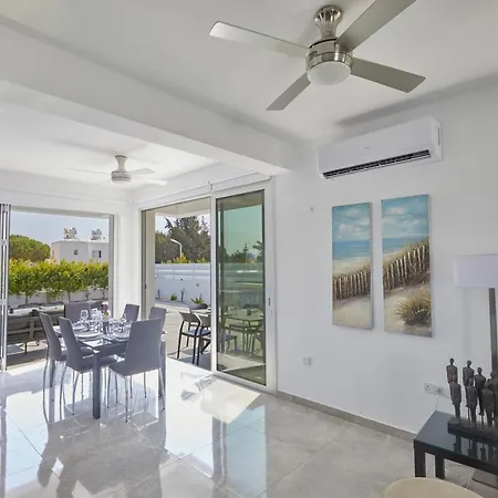 Villa Pearl Ekaterina *