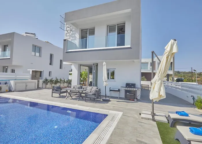 Pearl Ekaterina Villa