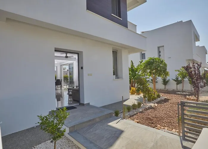 Vila Pearl Ekaterina Protaras