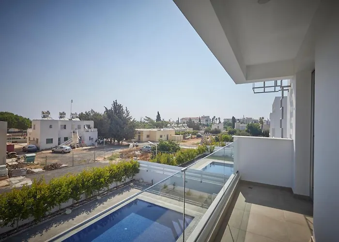 Villa Pearl Ekaterina *