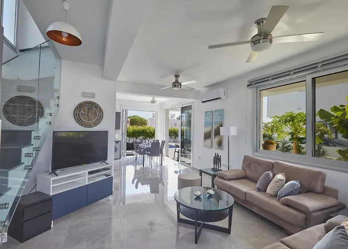 Pearl Ekaterina Protaras